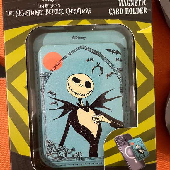 Disney Halloween Party Decor Set - Black and Orange - Picture 15 of 16